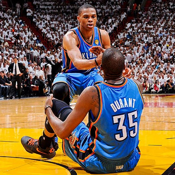 开云体育-转会期成都蓉城调整名单以备NBA季后赛，单刀错失环节打磨，媒体盛赞，赛程密集仍需轮换的简单介绍