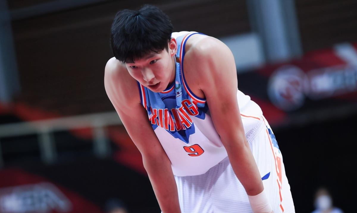 包含冲刺阶段北京首钢伤情更新——欧联节点到来；态度坚定；资深球员宣示担当的词条