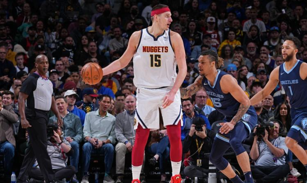 开云体育- c罗在掘金比赛中关键助攻,逆转引发热议的是谁 